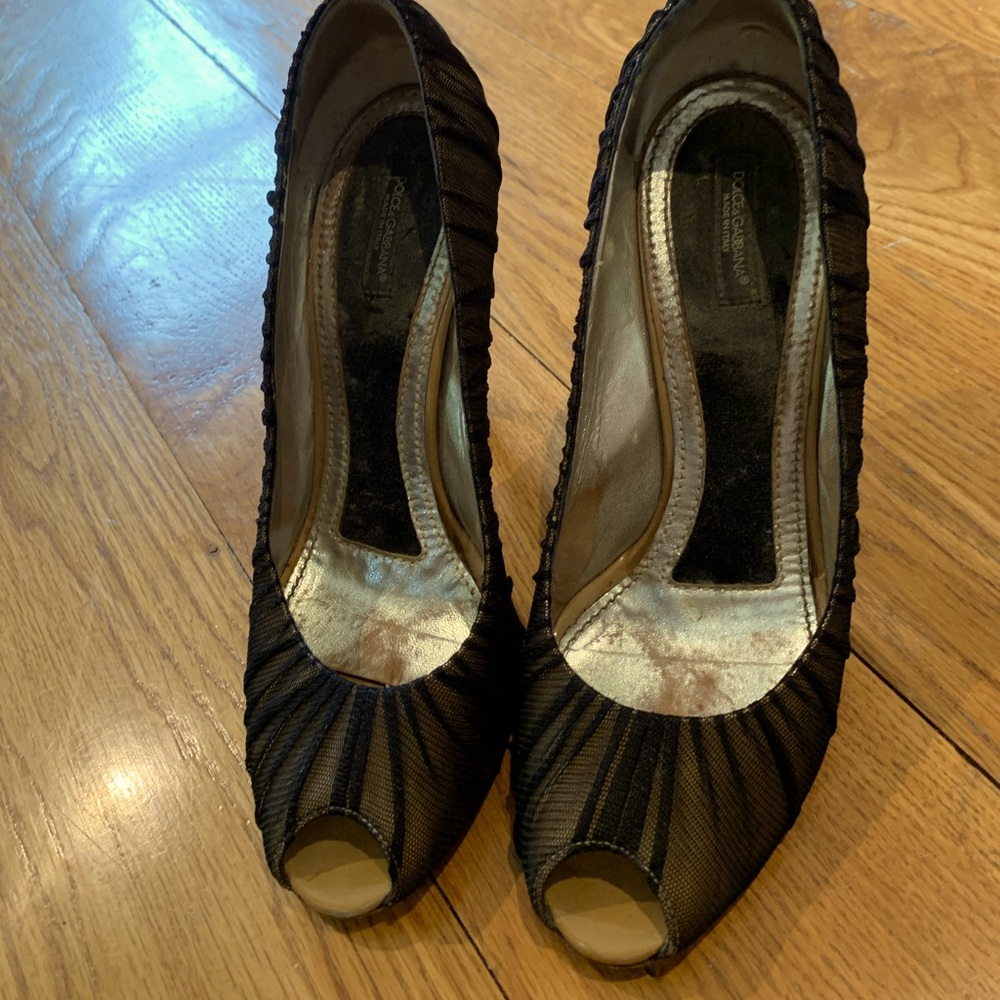 Dolce & Gabbana peep toe pumps